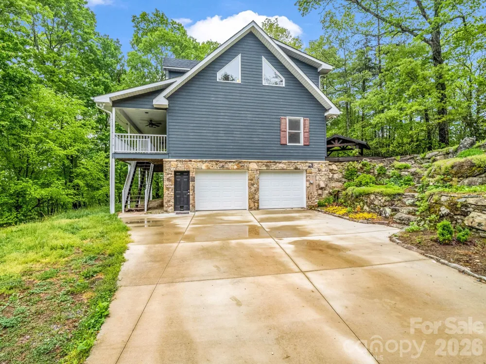 180 Canaday Drive Brevard, NC 28712
