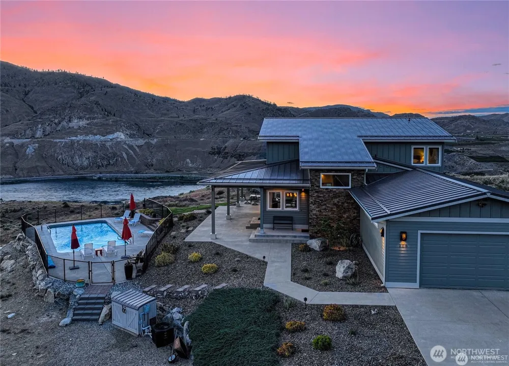 200 Ridge Road Orondo, WA 98843