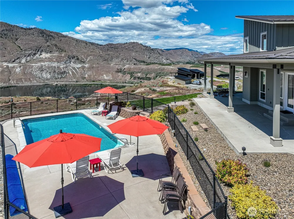 200 Ridge Road Orondo, WA 98843
