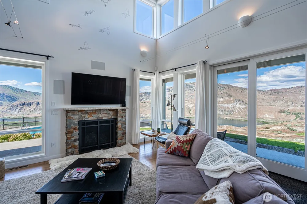 200 Ridge Road Orondo, WA 98843