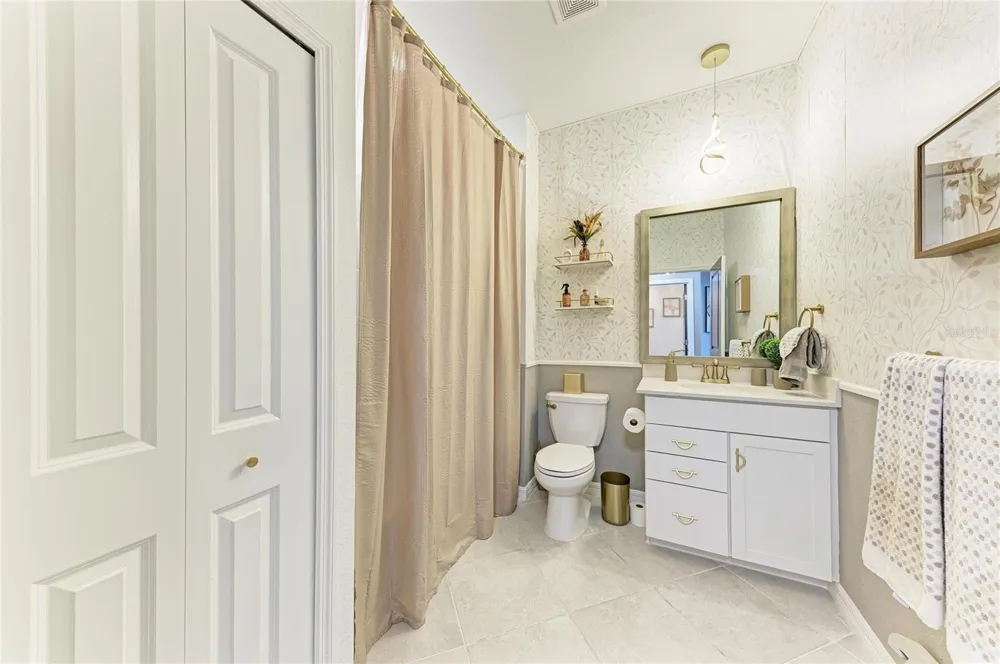 17680 BORACAY COURT #202 Venice, FL 34293