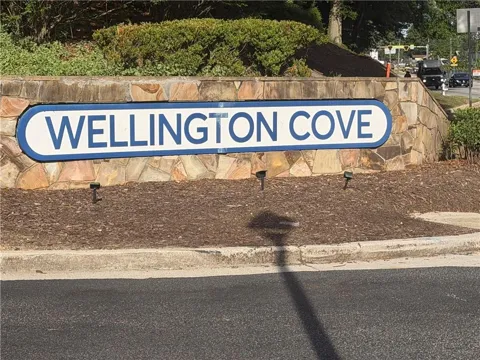 2270 Wellington Cir
