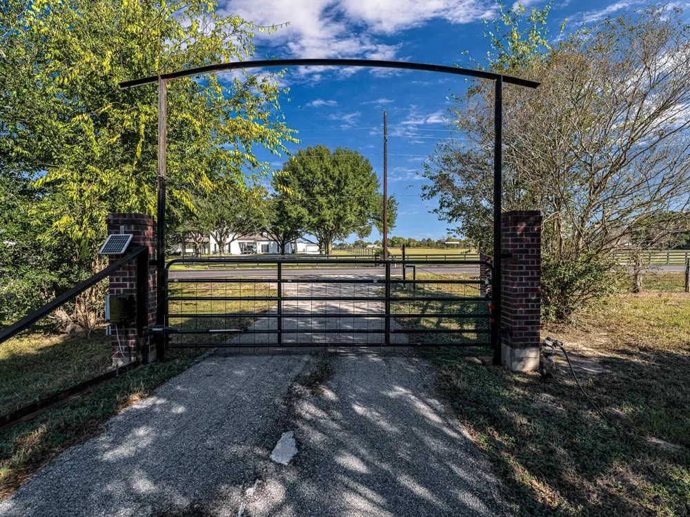 32601 Rogers Road Fulshear, TX 77441