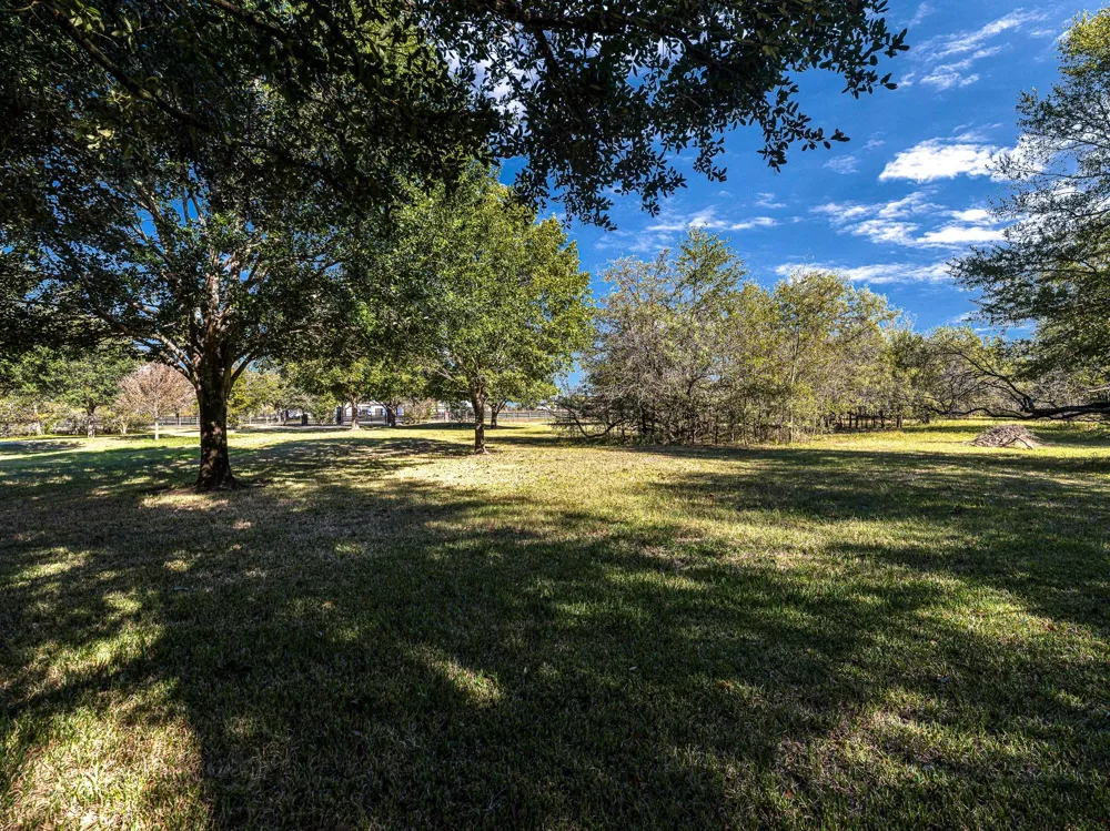 32601 Rogers Road Fulshear, TX 77441