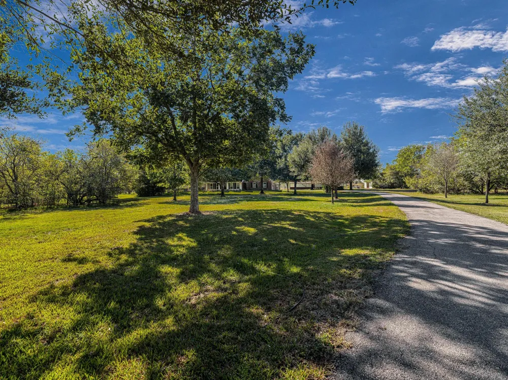32601 Rogers Road Fulshear, TX 77441