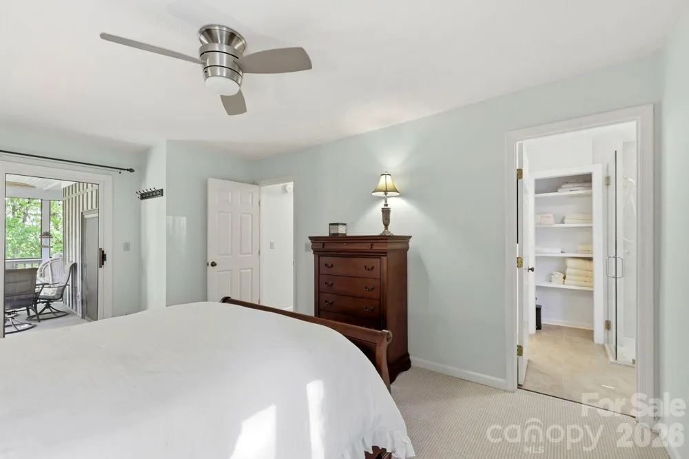 3509 Mountain Top Way Hendersonville, NC 28739