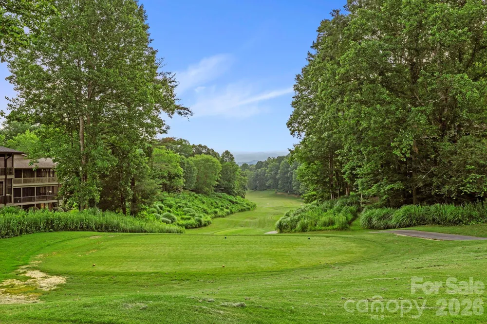 3509 Mountain Top Way Hendersonville, NC 28739