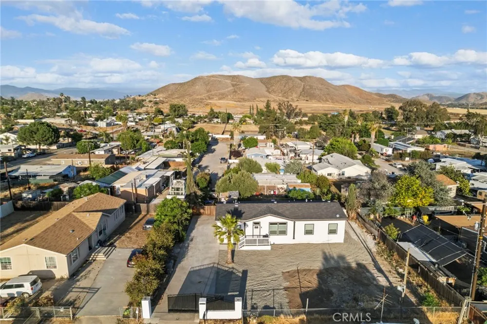 26610 Franklin Avenue Hemet, CA 92545