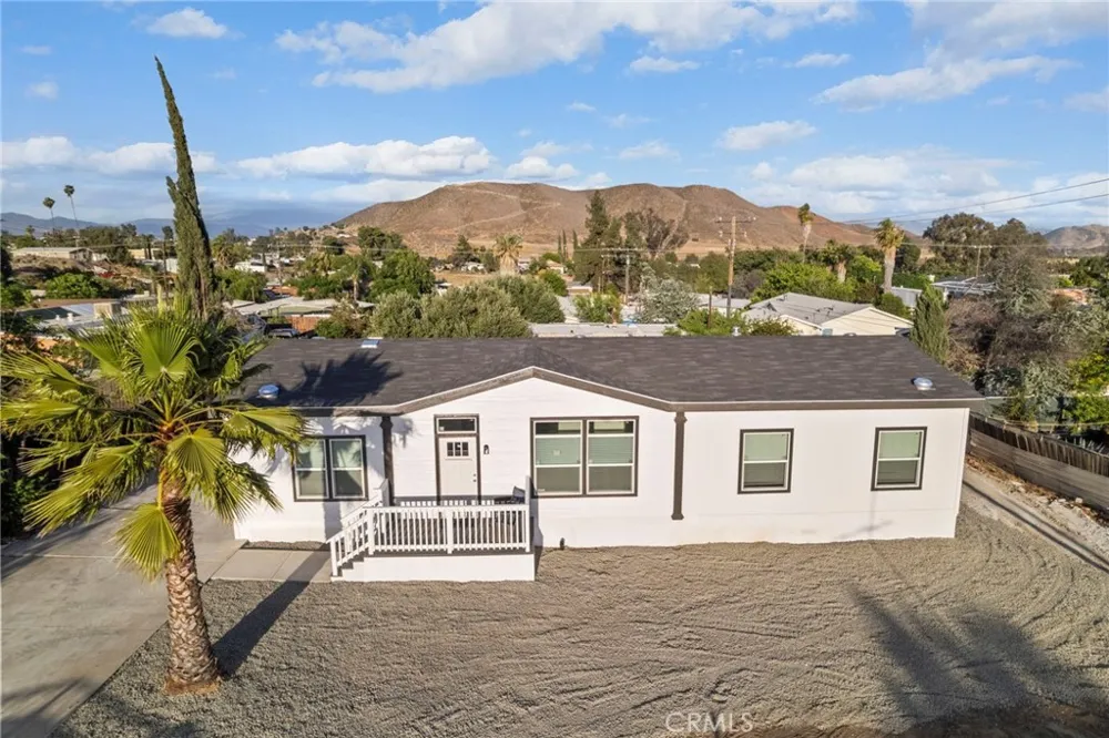 26610 Franklin Avenue Hemet, CA 92545