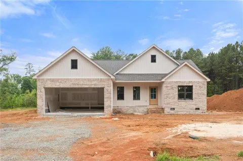 434 Potters Landing