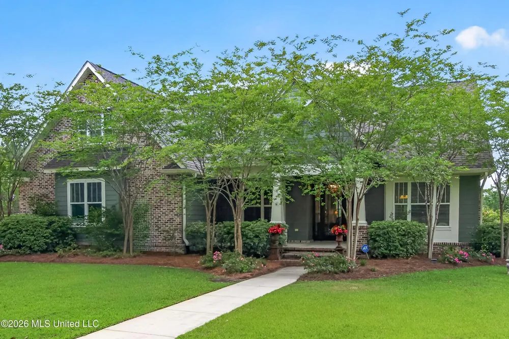 110 Emerald Lake Drive Waveland, MS 39576