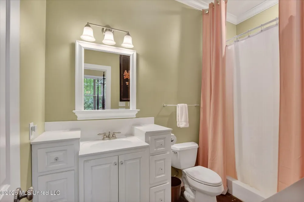 110 Emerald Lake Drive Waveland, MS 39576