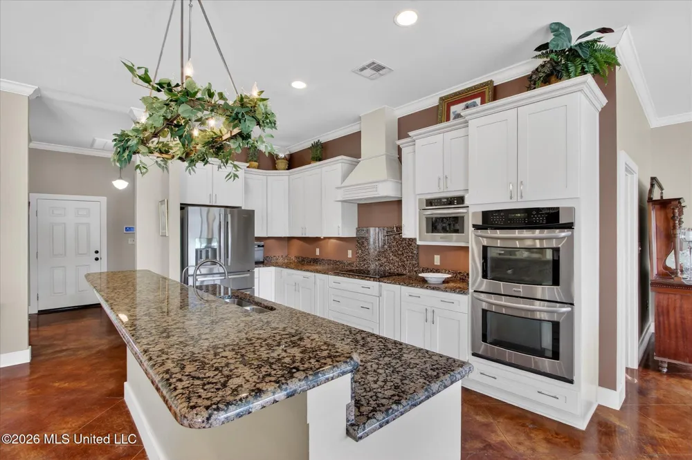 110 Emerald Lake Drive Waveland, MS 39576