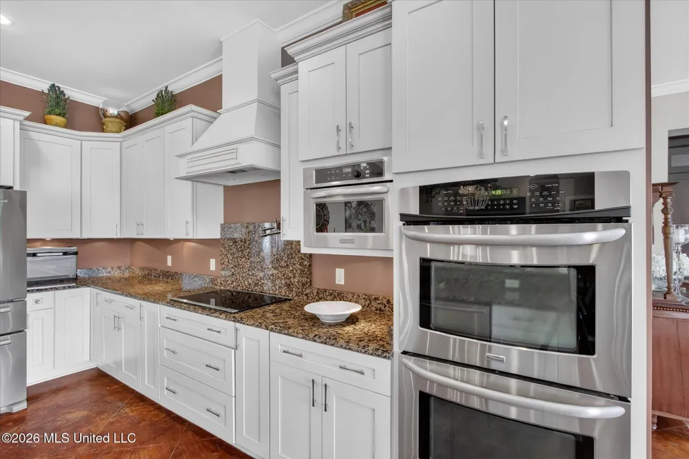 110 Emerald Lake Drive Waveland, MS 39576