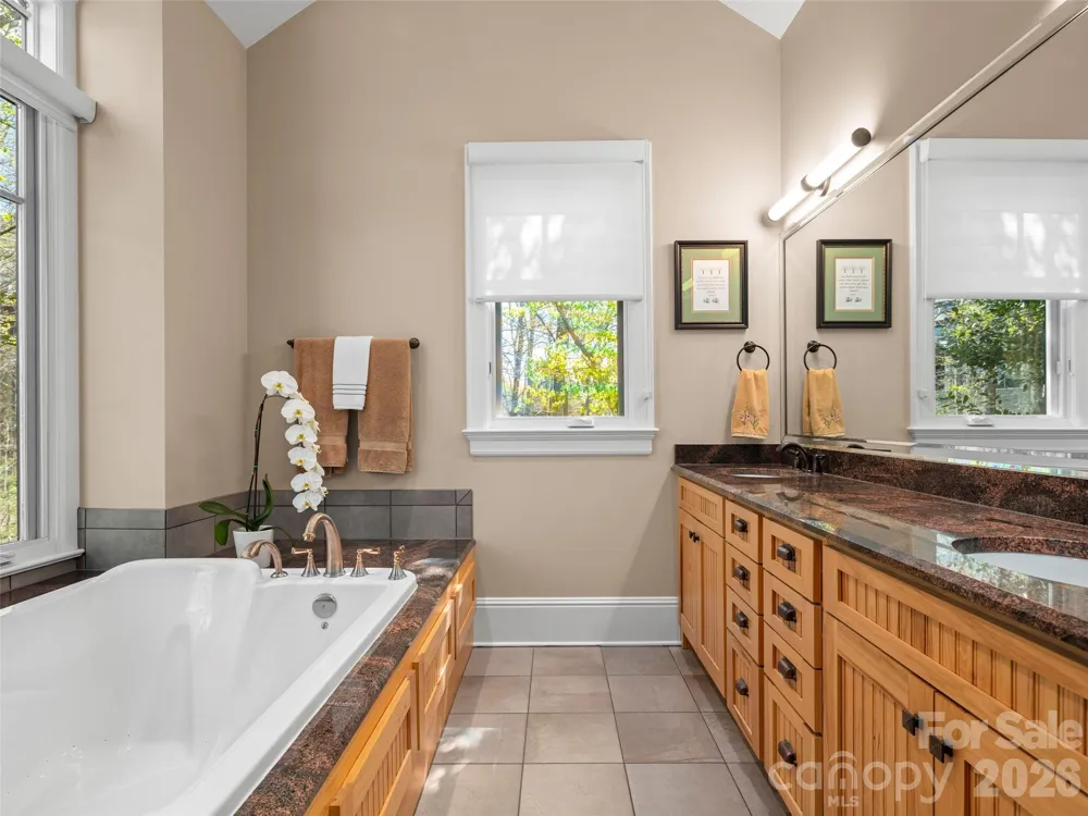 171 Walnut Valley Parkway Arden, NC 28704