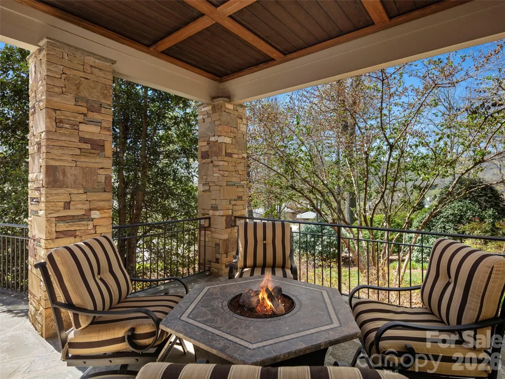171 Walnut Valley Parkway Arden, NC 28704