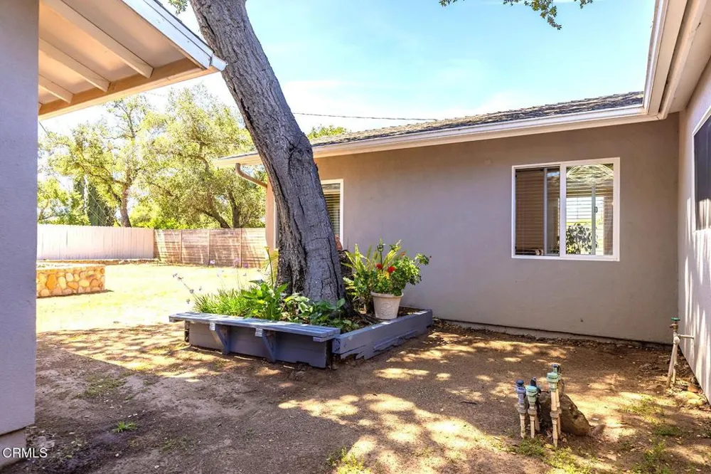1284 Ferrara Drive Ojai, CA 93023