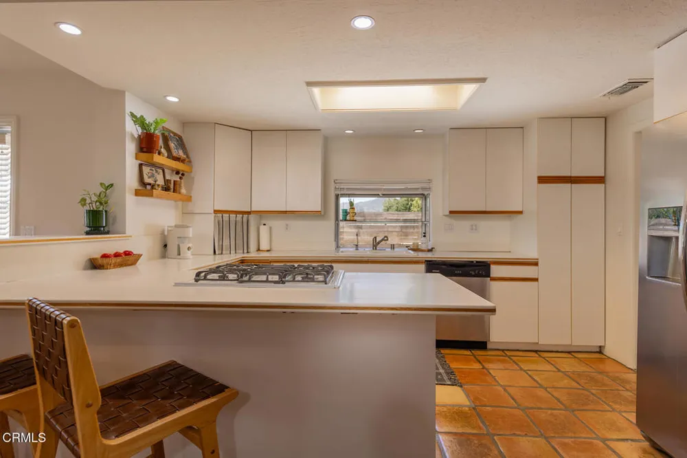 1284 Ferrara Drive Ojai, CA 93023