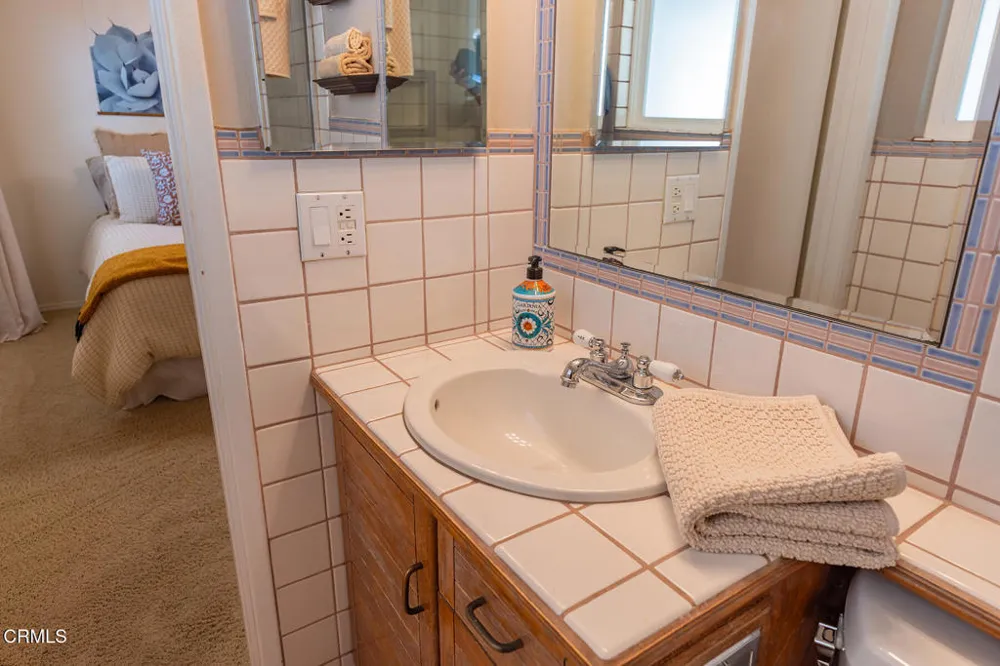 1284 Ferrara Drive Ojai, CA 93023