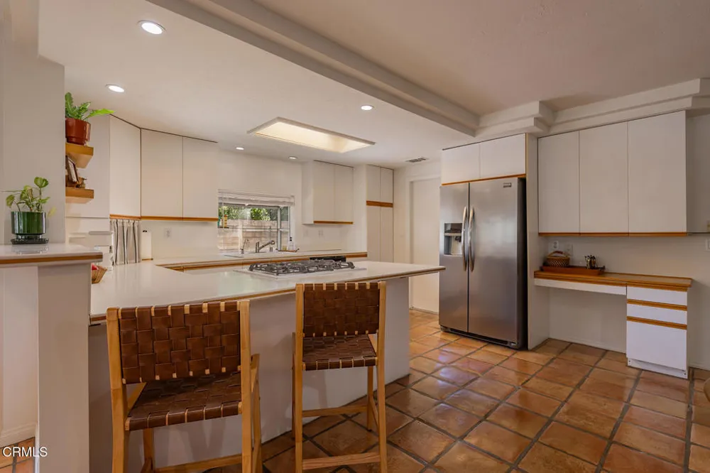 1284 Ferrara Drive Ojai, CA 93023