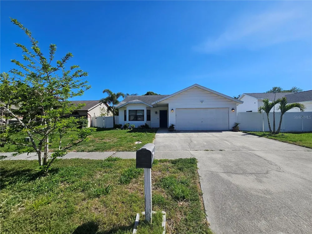 1885 FEATHER TREE CIRCLE Clearwater, FL 33765