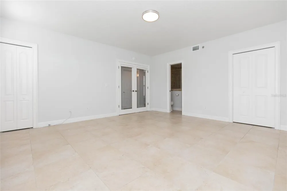 114 E DAVIS BOULEVARD #13 Tampa, FL 33606
