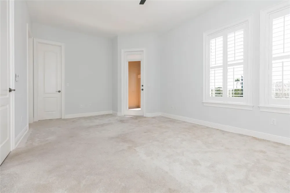 114 E DAVIS BOULEVARD #13 Tampa, FL 33606