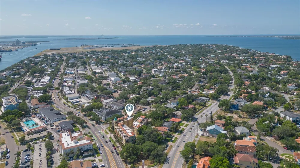 114 E DAVIS BOULEVARD #13 Tampa, FL 33606