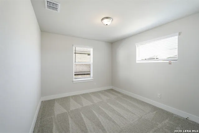 212 Ednie Ln Mico, TX 78056