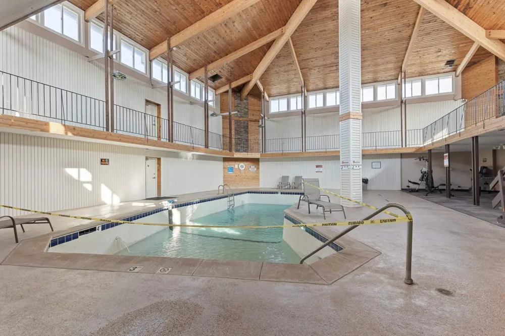 2009 E 122nd Street #C16 Burnsville, MN 55337