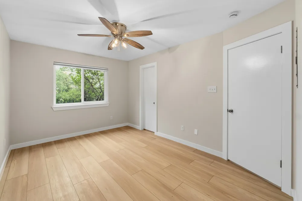 1015 E Yager Lane #187 Austin, TX 78753