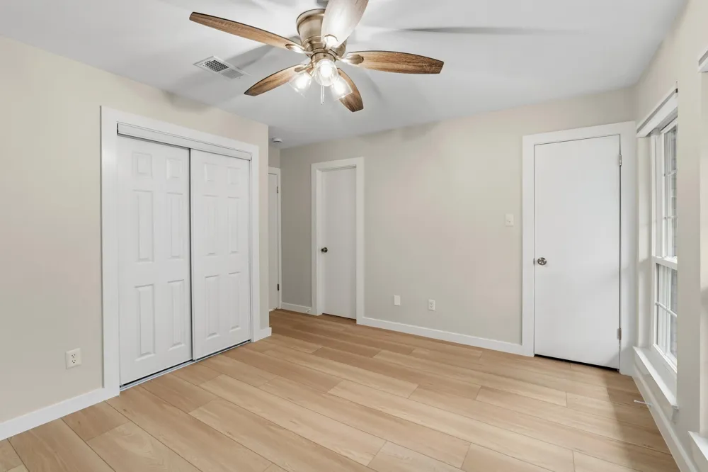 1015 E Yager Lane #187 Austin, TX 78753