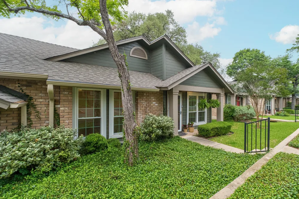1015 E Yager Lane #187 Austin, TX 78753