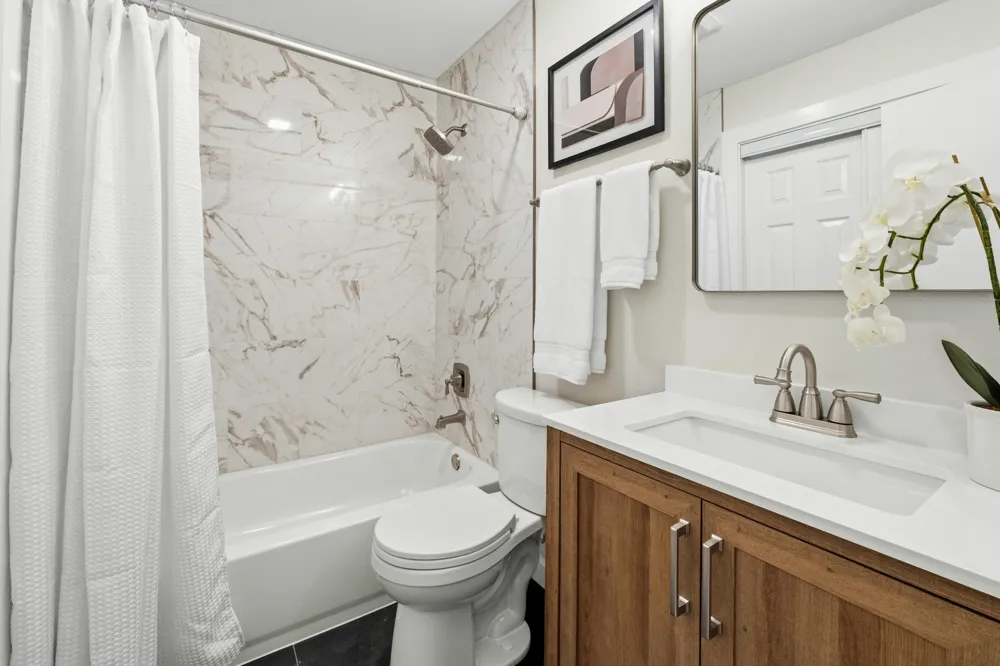 1015 E Yager Lane #187 Austin, TX 78753