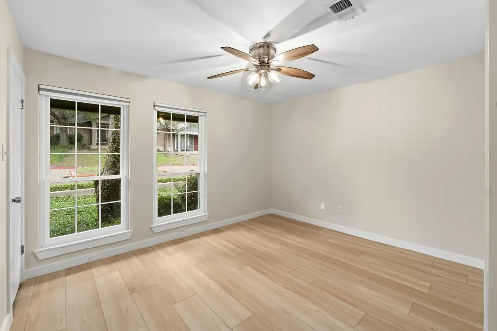 1015 E Yager Lane #187 Austin, TX 78753
