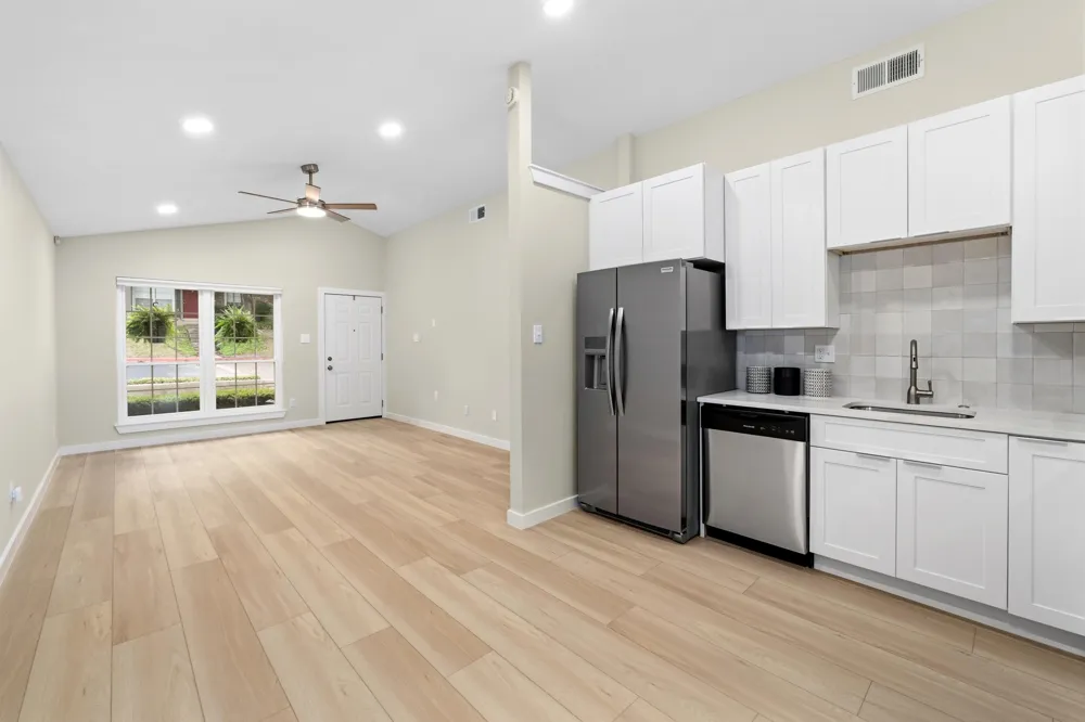 1015 E Yager Lane #187 Austin, TX 78753