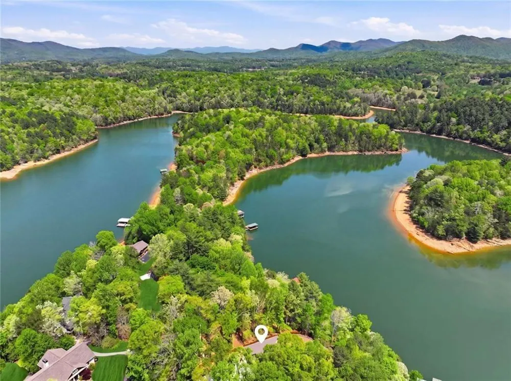 11 Falcon Drive Blairsville, GA 30512