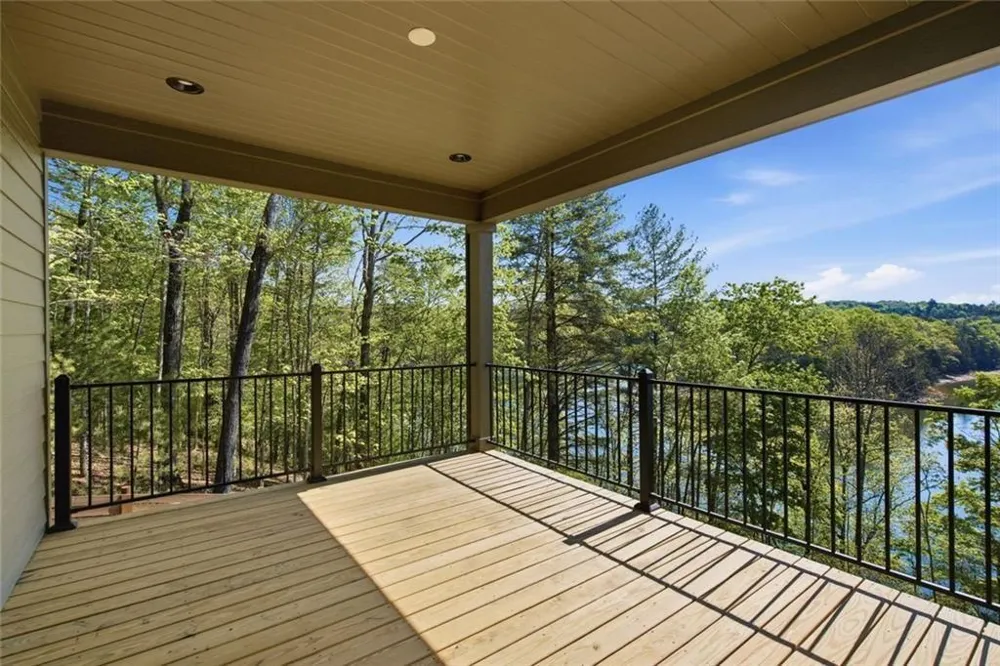 11 Falcon Drive Blairsville, GA 30512