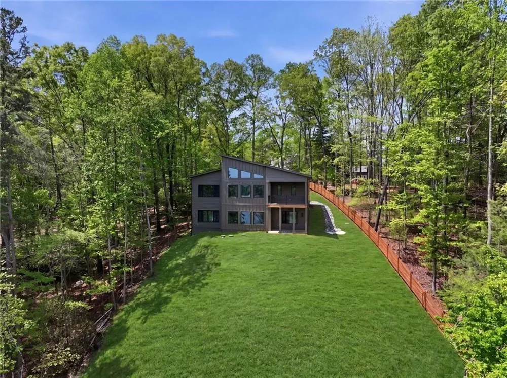 11 Falcon Drive Blairsville, GA 30512