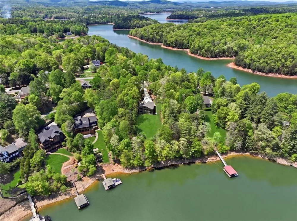 11 Falcon Drive Blairsville, GA 30512
