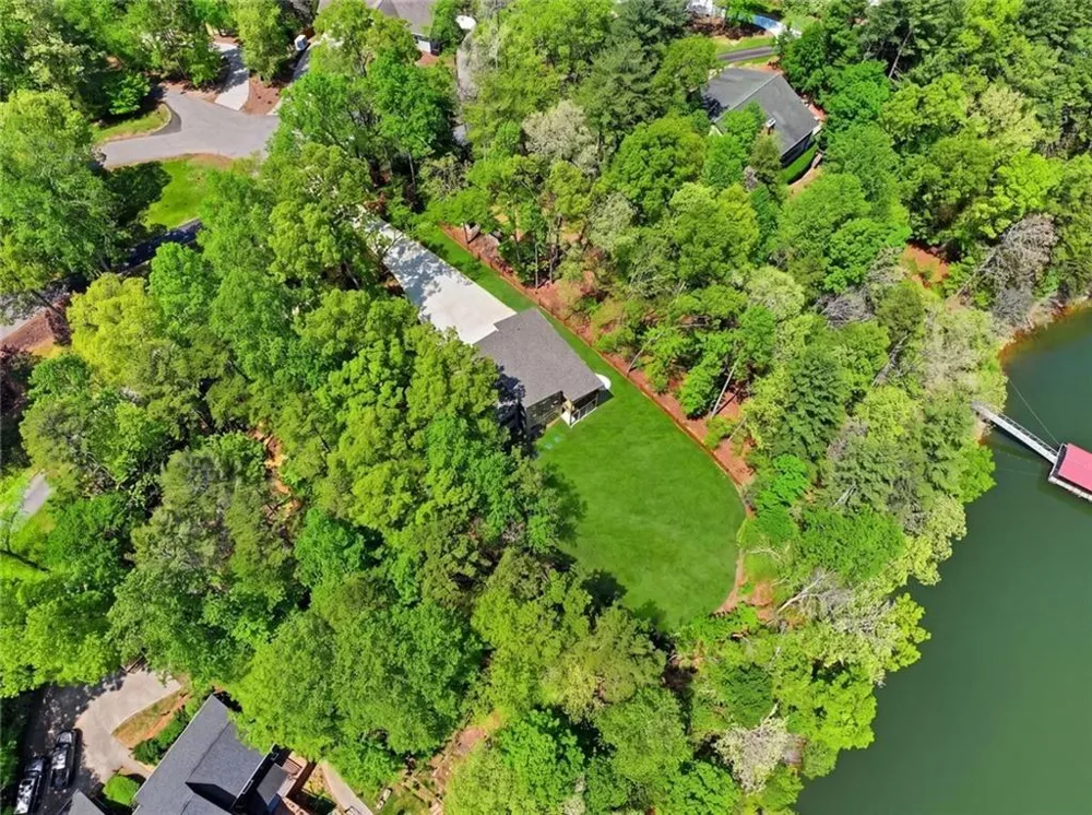11 Falcon Drive Blairsville, GA 30512