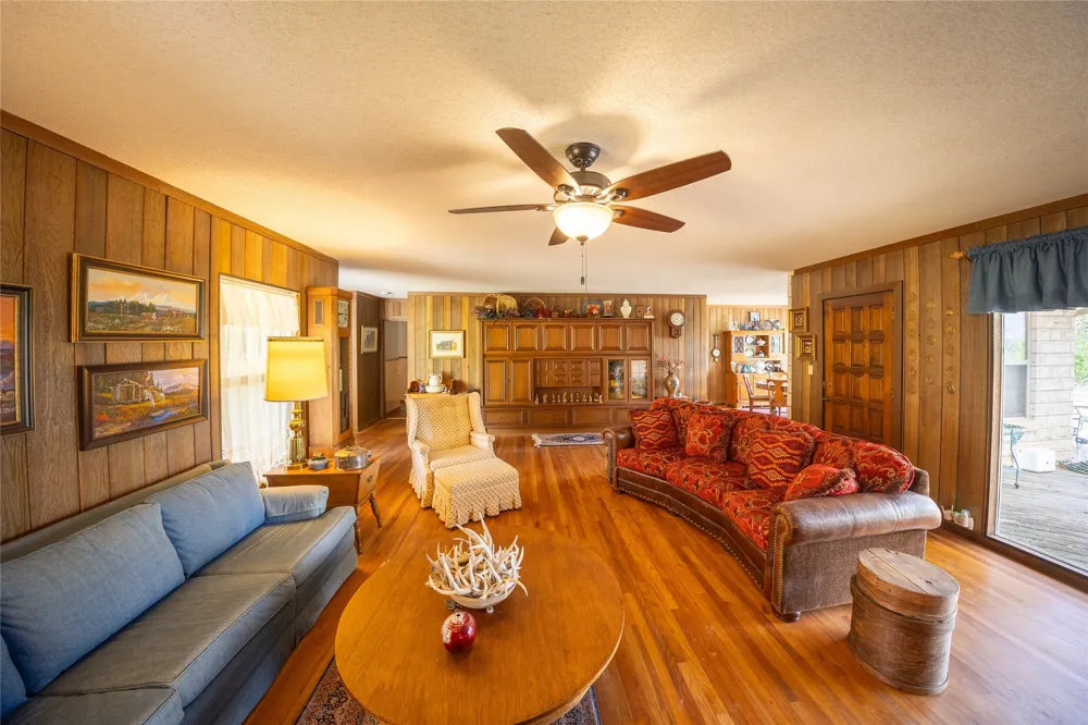 502 Brown Street Hamilton, TX 76531