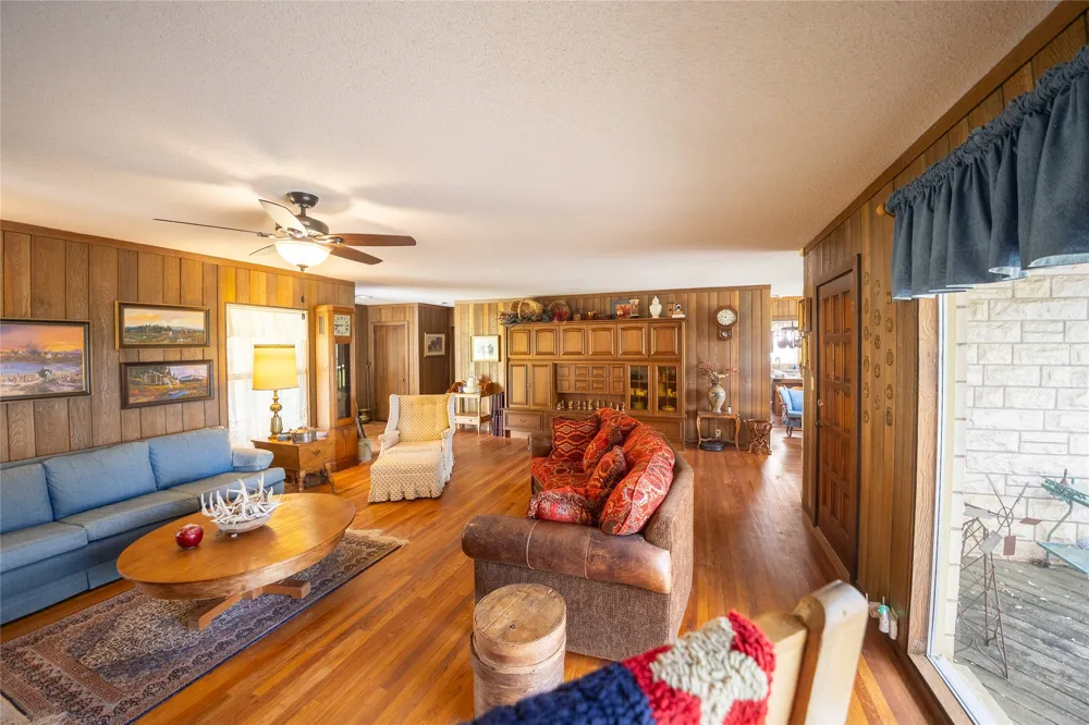 502 Brown Street Hamilton, TX 76531