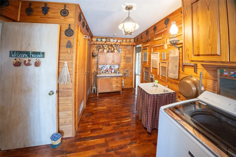 502 Brown Street Hamilton, TX 76531