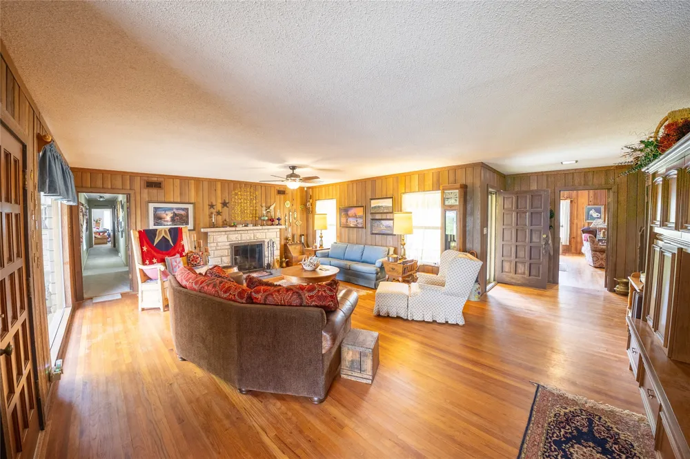 502 Brown Street Hamilton, TX 76531