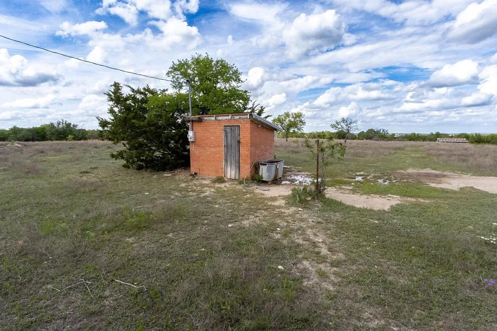 502 Brown Street Hamilton, TX 76531