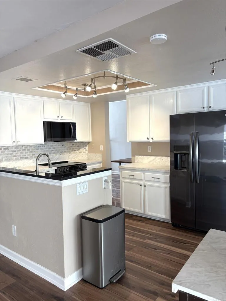 8754 Park Run Road San Diego, CA 92129