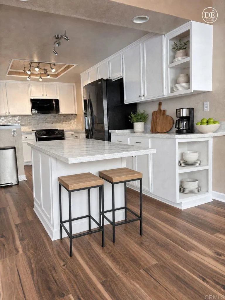 8754 Park Run Road San Diego, CA 92129