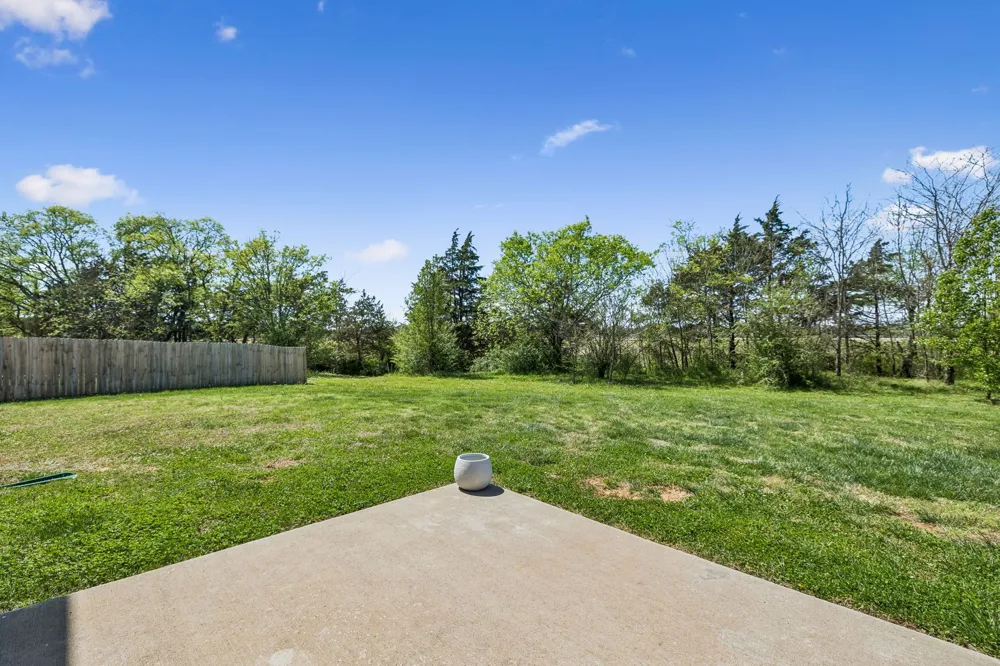 5444 Marisack Ct Christiana, TN 37037