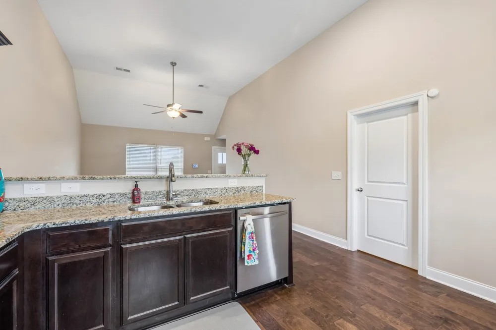 5444 Marisack Ct Christiana, TN 37037
